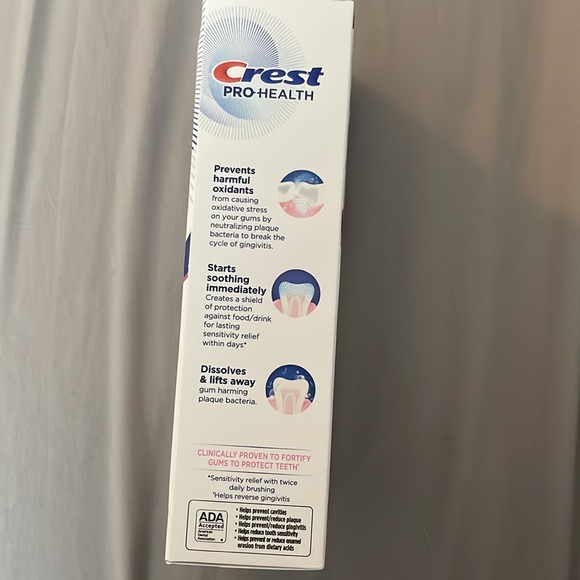NWOT CREST PROHEALTH SENSITIVE AND GUM TOOTHPASTE - Picture 4 of 4